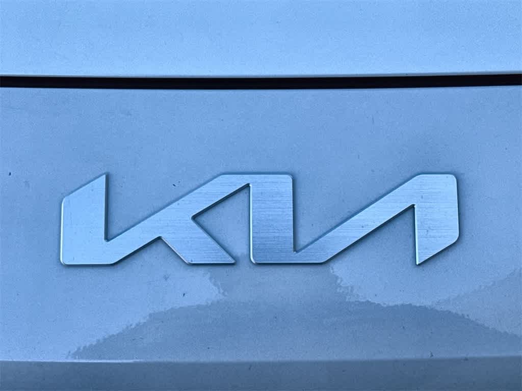 Thumbnail: 2022 Kia Forte - 8