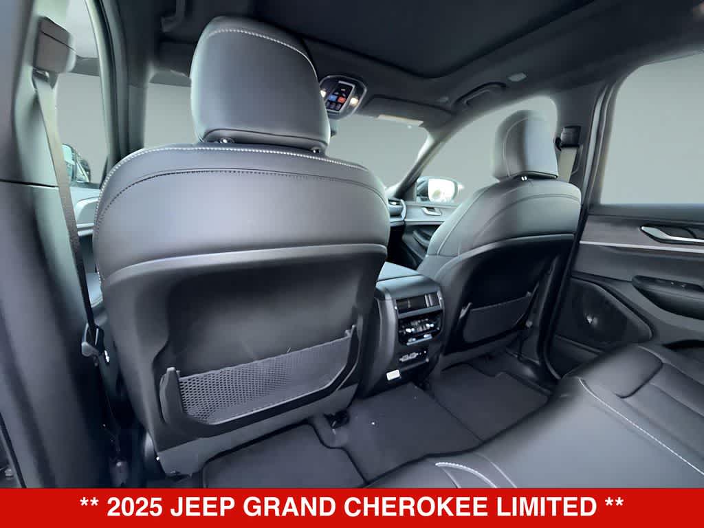 Thumbnail: 2025 Jeep Grand Cherokee - 11