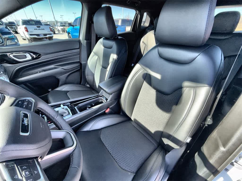 Thumbnail: 2026 Jeep Compass - 12