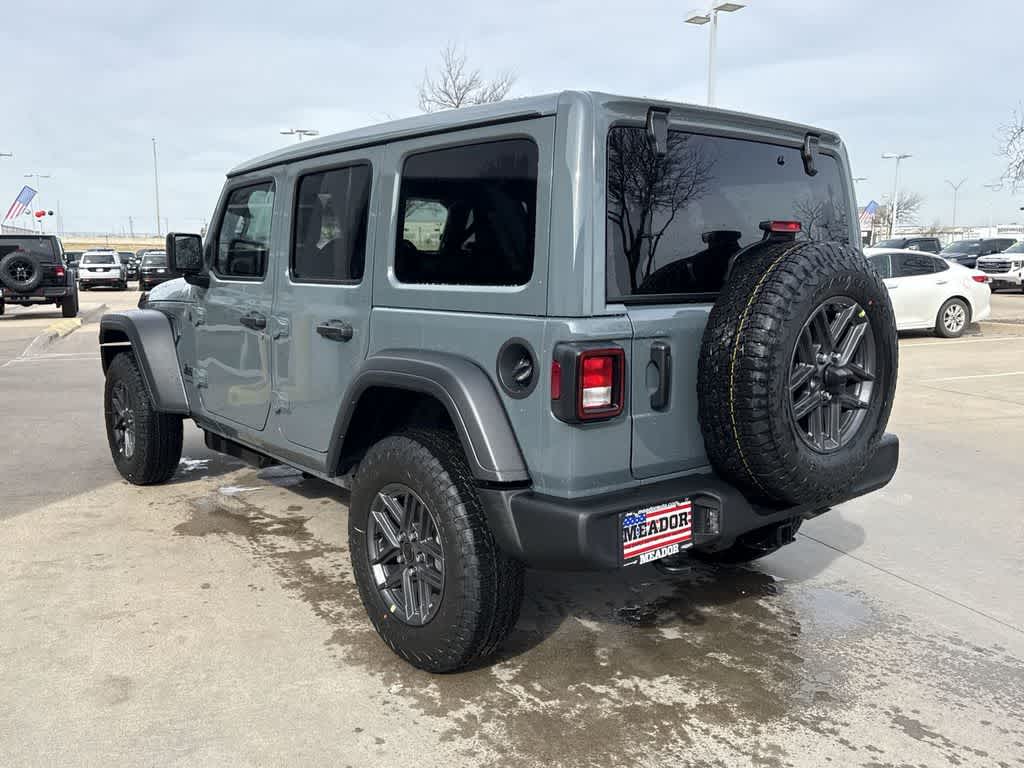 Thumbnail: 2026 Jeep Wrangler - 4