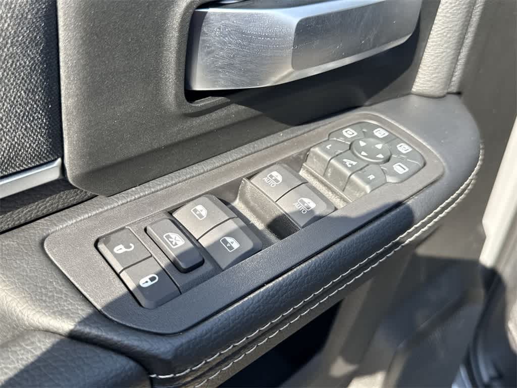 Thumbnail: 2026 RAM 3500 - 23