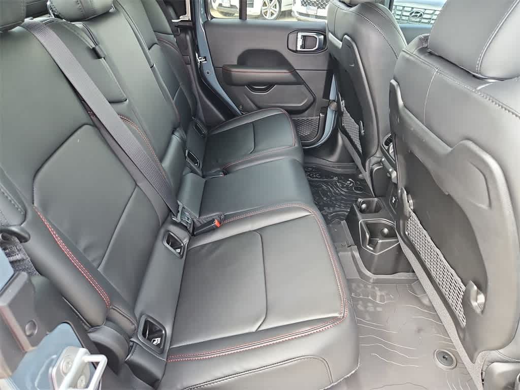 Thumbnail: 2026 Jeep Gladiator - 21