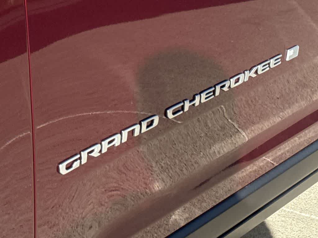 Thumbnail: 2026 Jeep Grand Cherokee - 8