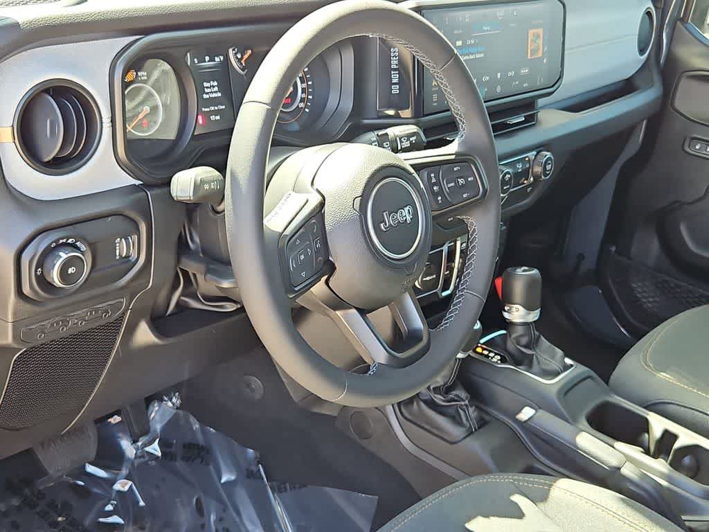 Thumbnail: 2025 Jeep Wrangler - 11
