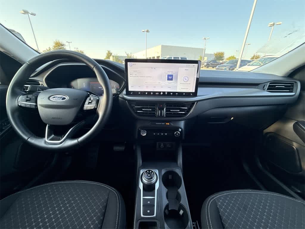 Thumbnail: 2024 Ford Escape - 14