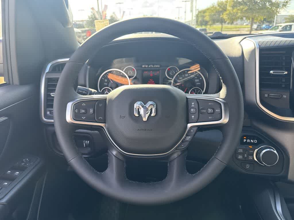 Thumbnail: 2026 RAM 1500 - 17