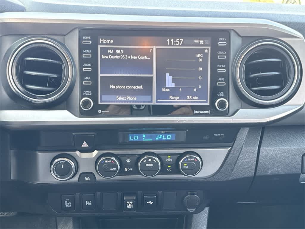 Thumbnail: 2022 Toyota Tacoma - 16