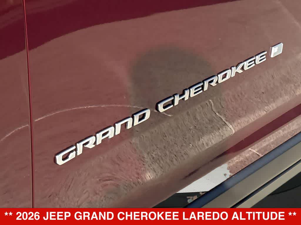 Thumbnail: 2026 Jeep Grand Cherokee - 8