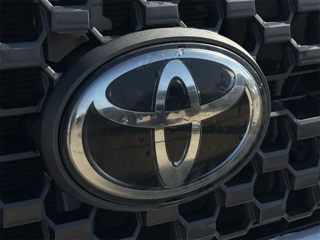 Thumbnail: 2021 Toyota Tundra - 9