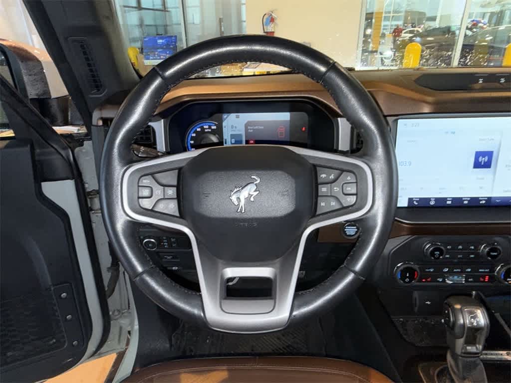 Thumbnail: 2022 Ford Bronco - 18