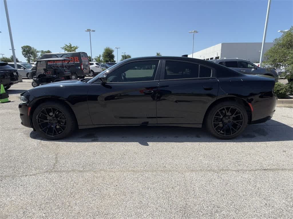 Thumbnail: 2016 Dodge Charger - 3