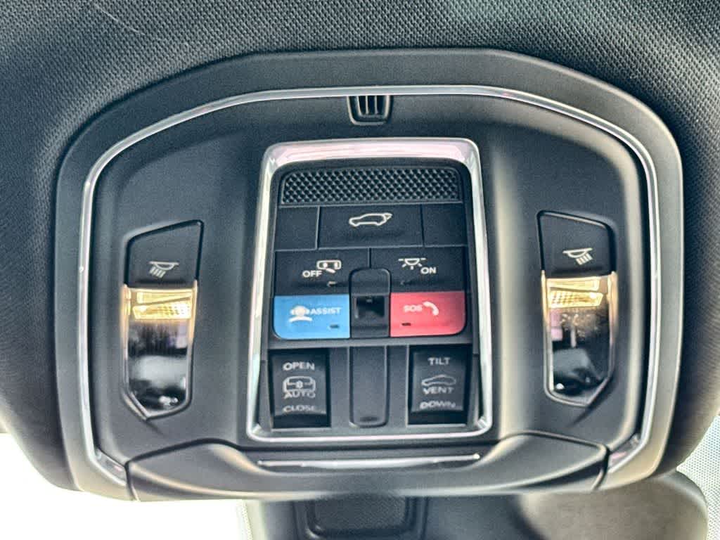 Thumbnail: 2026 Jeep Grand Cherokee L - 22