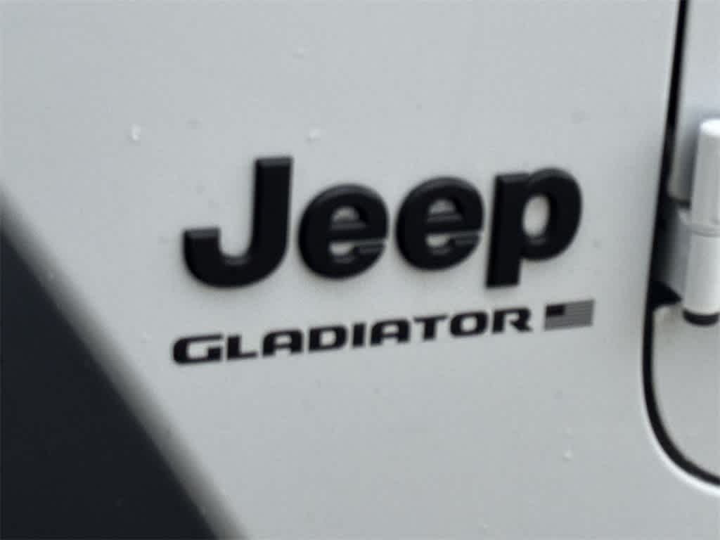 Thumbnail: 2023 Jeep Gladiator - 8