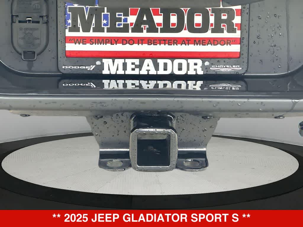 Thumbnail: 2025 Jeep Gladiator - 22