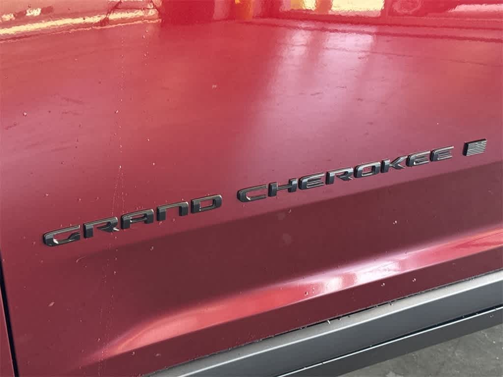 Thumbnail: 2025 Jeep Grand Cherokee - 7