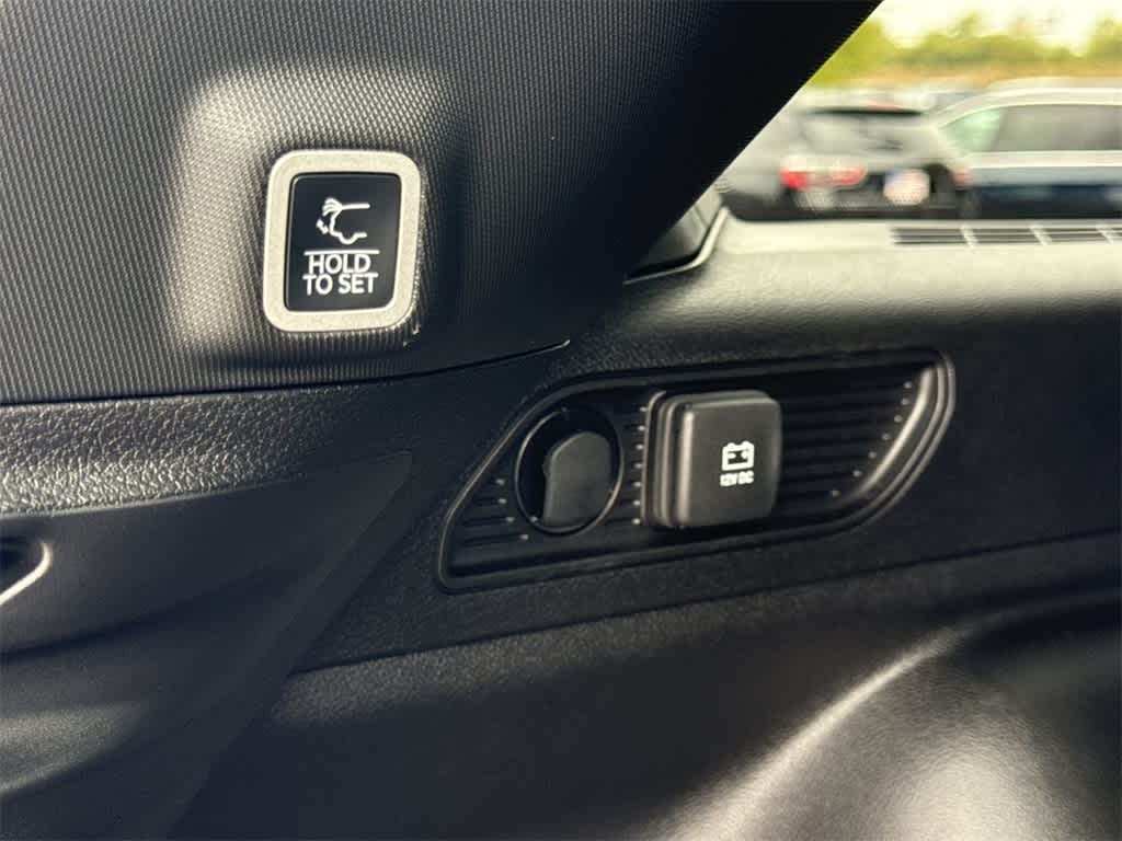 Thumbnail: 2025 Jeep Grand Cherokee - 23