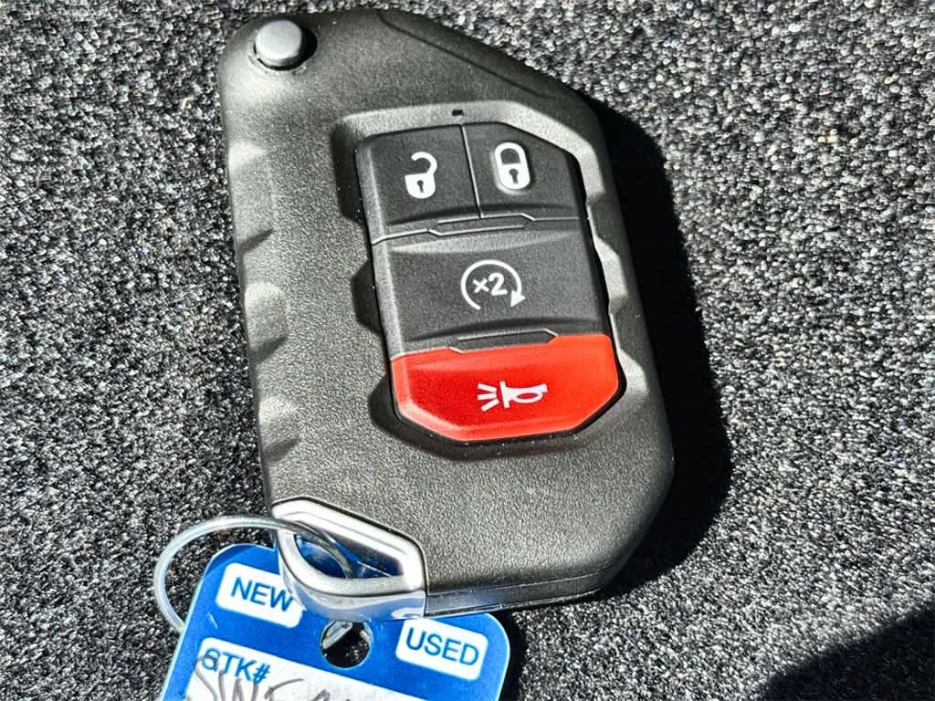 Thumbnail: 2025 Jeep Wrangler - 21