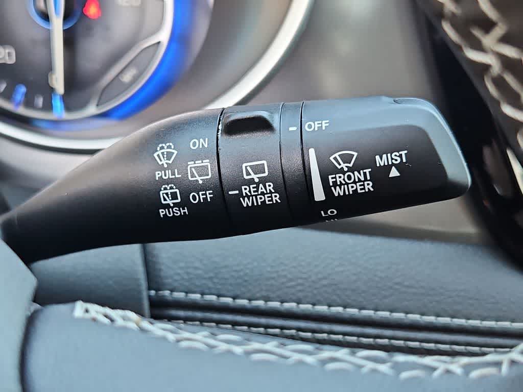 Thumbnail: 2026 Chrysler Pacifica - 14