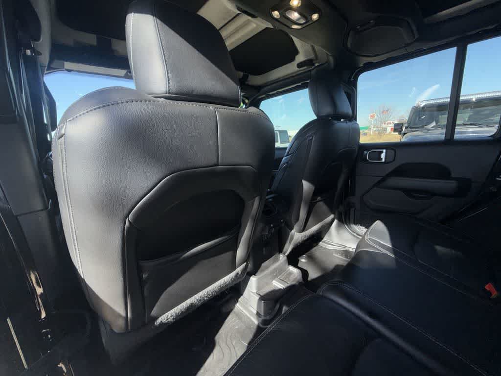 Thumbnail: 2019 Jeep Wrangler - 13