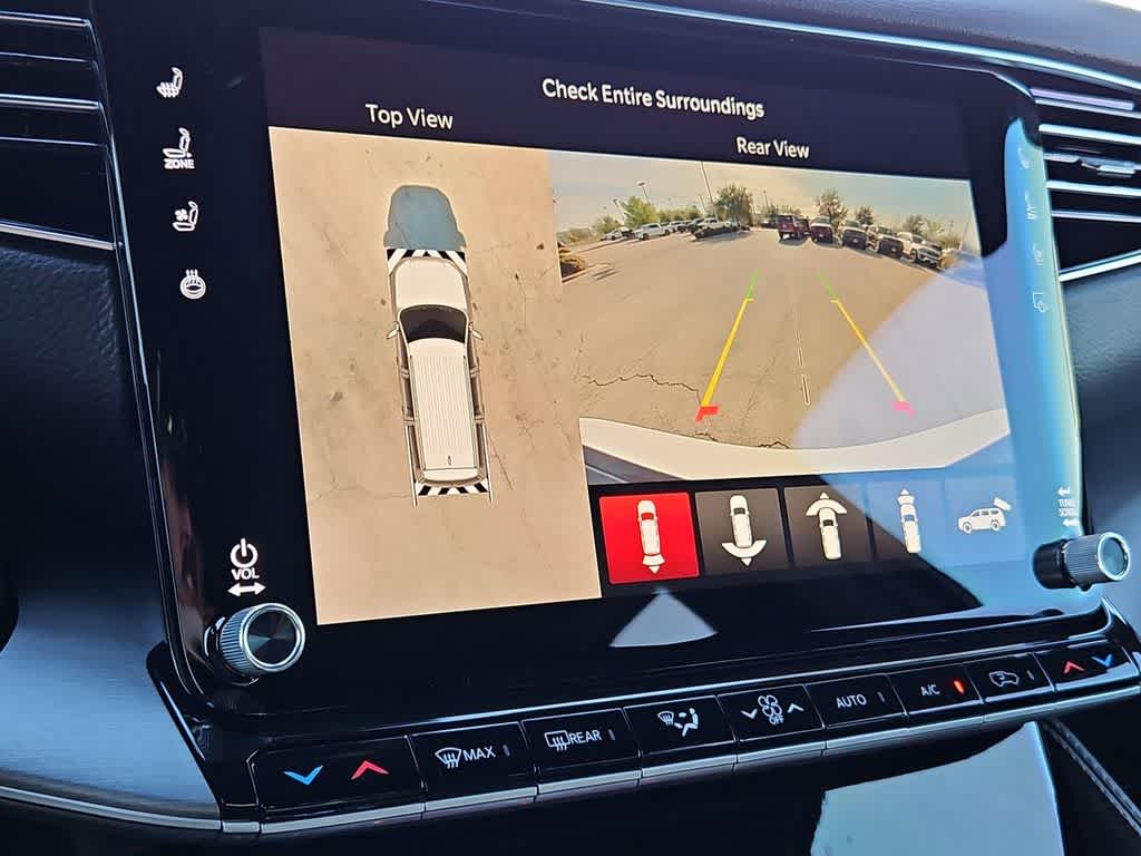 Thumbnail: 2026 Jeep Grand Wagoneer - 31