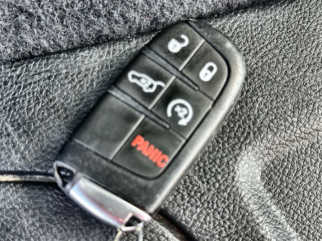 Thumbnail: 2023 Dodge Durango - 25