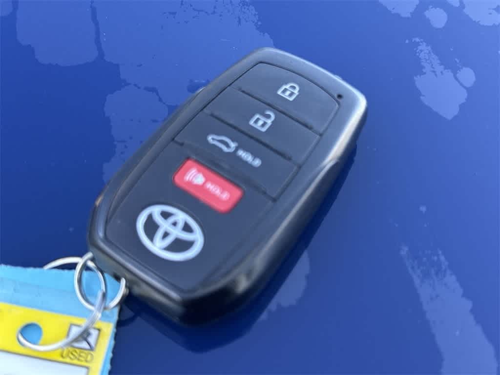 Thumbnail: 2025 Toyota Camry - 22