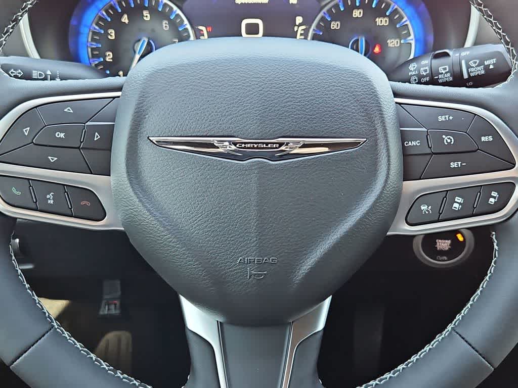 Thumbnail: 2026 Chrysler Pacifica - 23