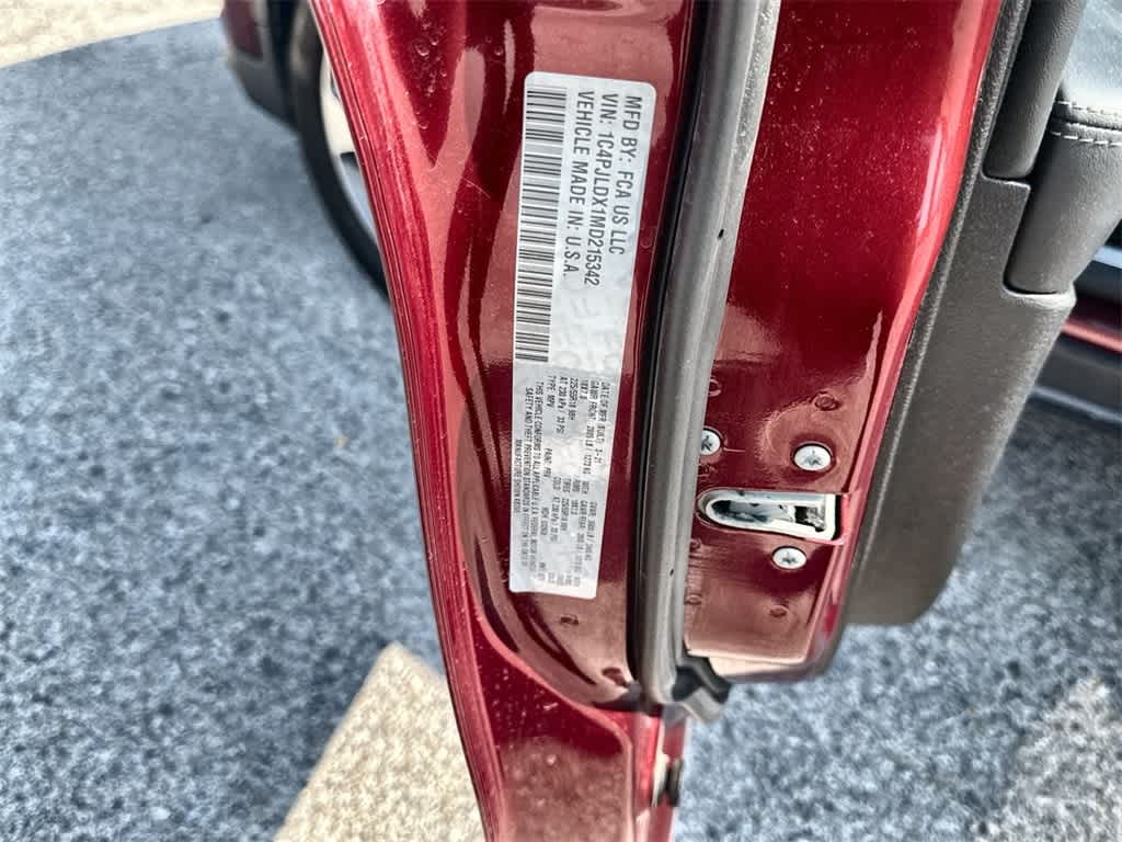 Thumbnail: 2021 Jeep Cherokee - 23