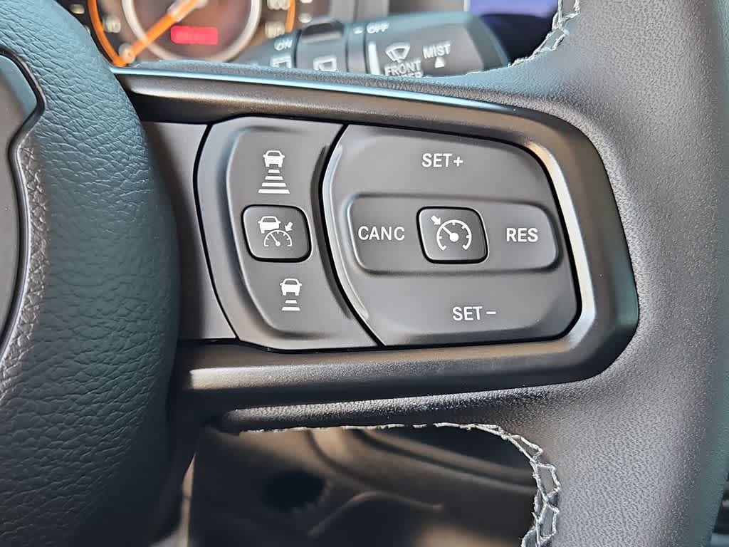 Thumbnail: 2026 Jeep Wrangler - 25