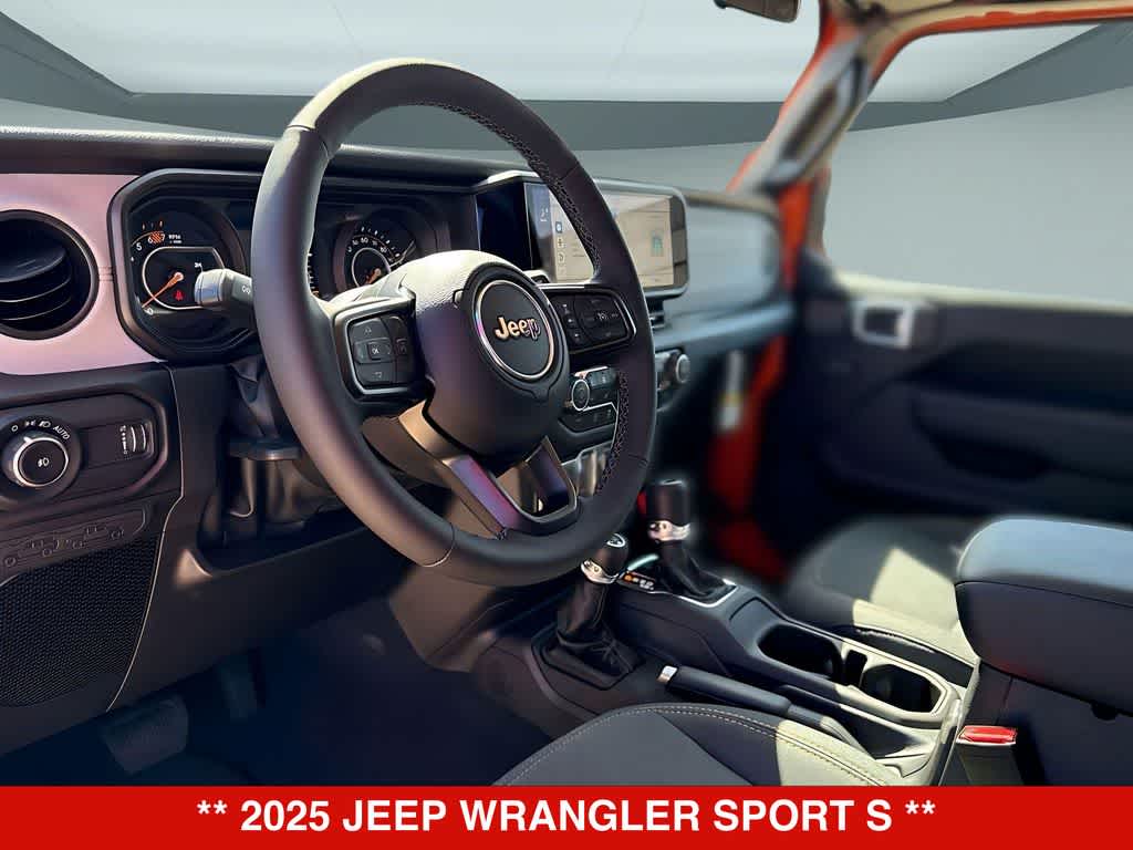 Thumbnail: 2025 Jeep Wrangler - 2