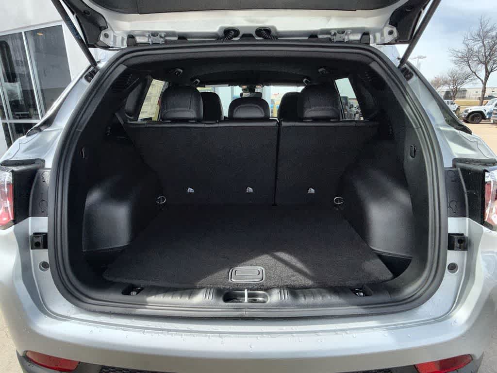 Thumbnail: 2026 Jeep Compass - 22