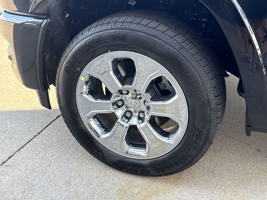 Thumbnail: 2026 RAM 1500 - 8