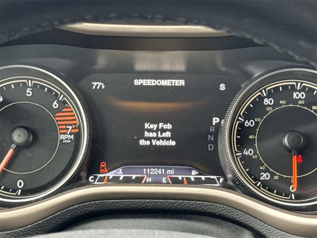 Thumbnail: 2016 Jeep Cherokee - 18