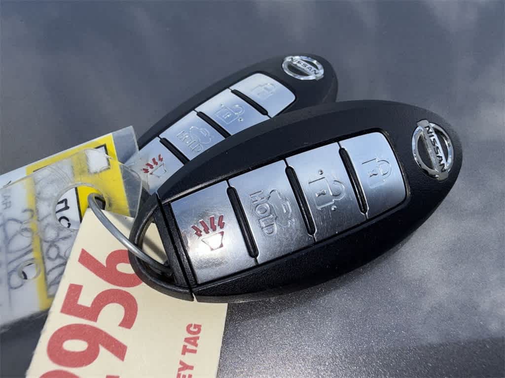 Thumbnail: 2016 Nissan Sentra - 7