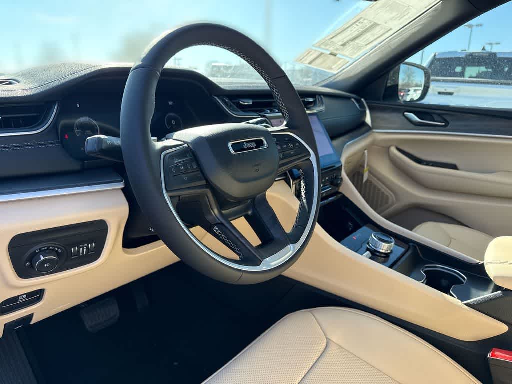 Thumbnail: 2025 Jeep Grand Cherokee L - 2