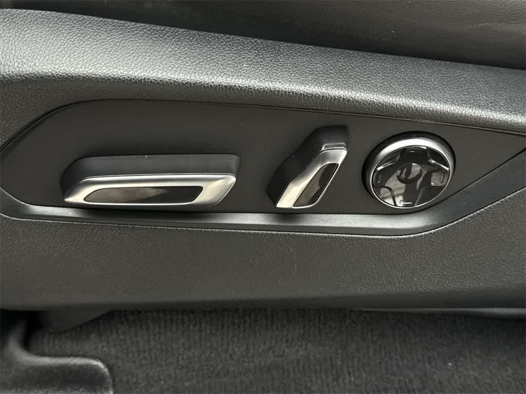 Thumbnail: 2023 Acura MDX - 26