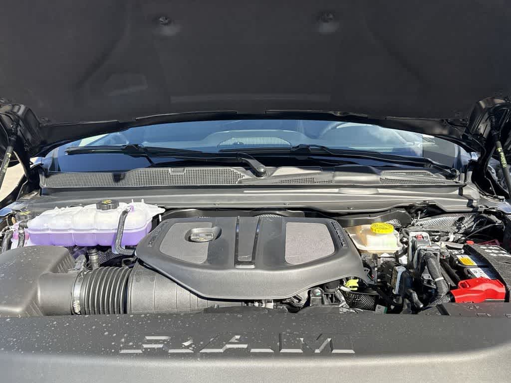 Thumbnail: 2026 RAM 1500 - 9