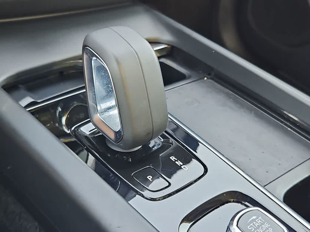 Thumbnail: 2022 Volvo XC60 - 34