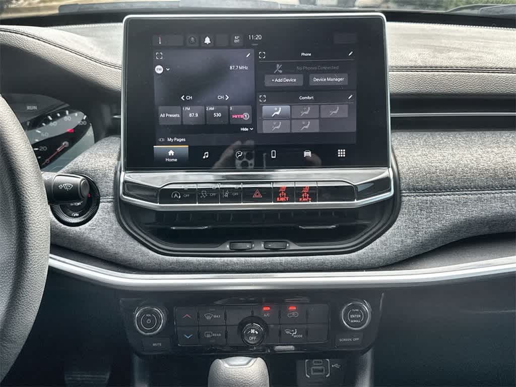 Thumbnail: 2023 Jeep Compass - 16