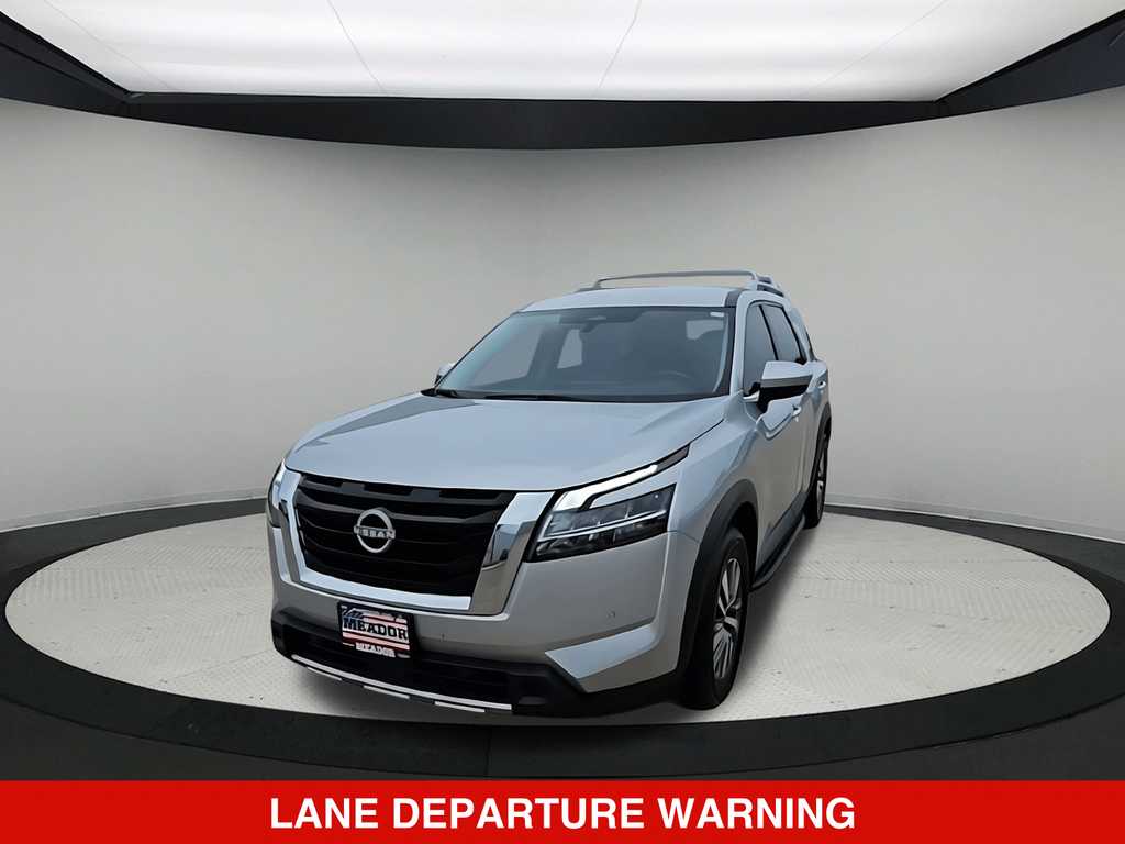 Thumbnail: 2023 Nissan Pathfinder - 3