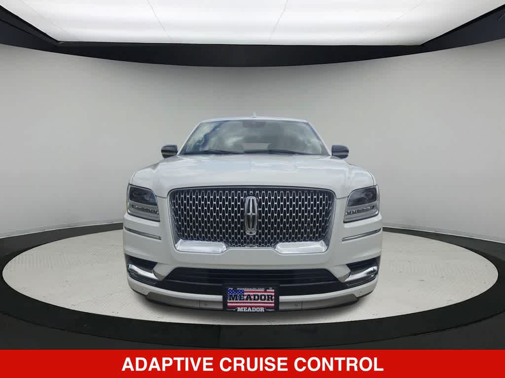 Thumbnail: 2021 Lincoln Navigator - 9