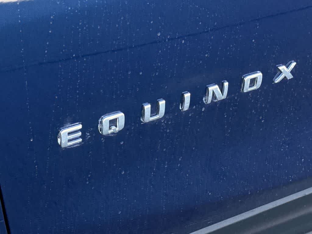 Thumbnail: 2022 Chevrolet Equinox - 8