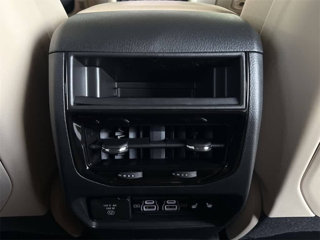 Thumbnail: 2025 Jeep Grand Cherokee - 19