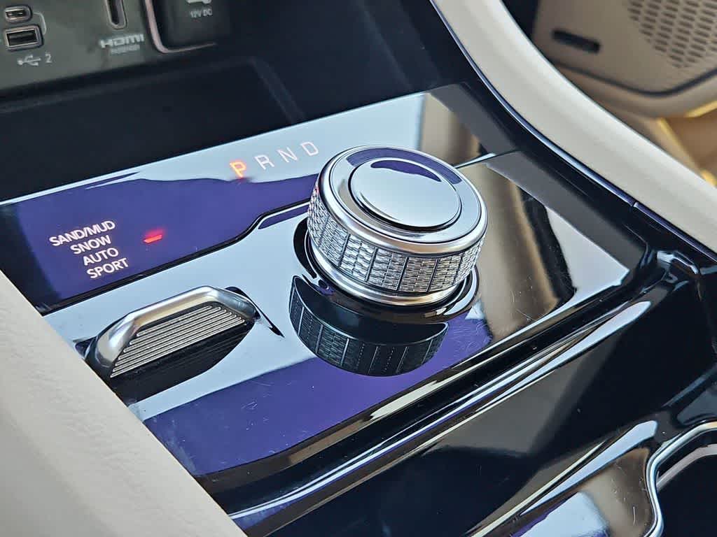 Thumbnail: 2022 Jeep Grand Cherokee - 33