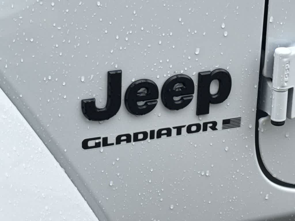 Thumbnail: 2025 Jeep Gladiator - 8