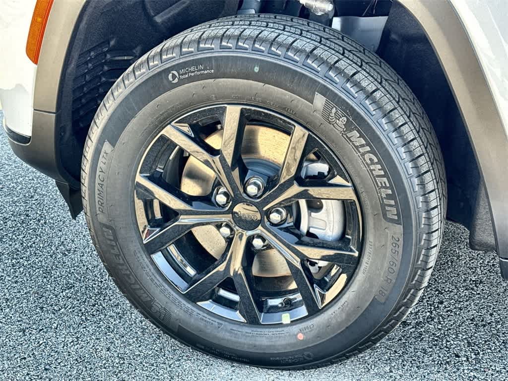 Thumbnail: 2025 Jeep Grand Cherokee L - 9