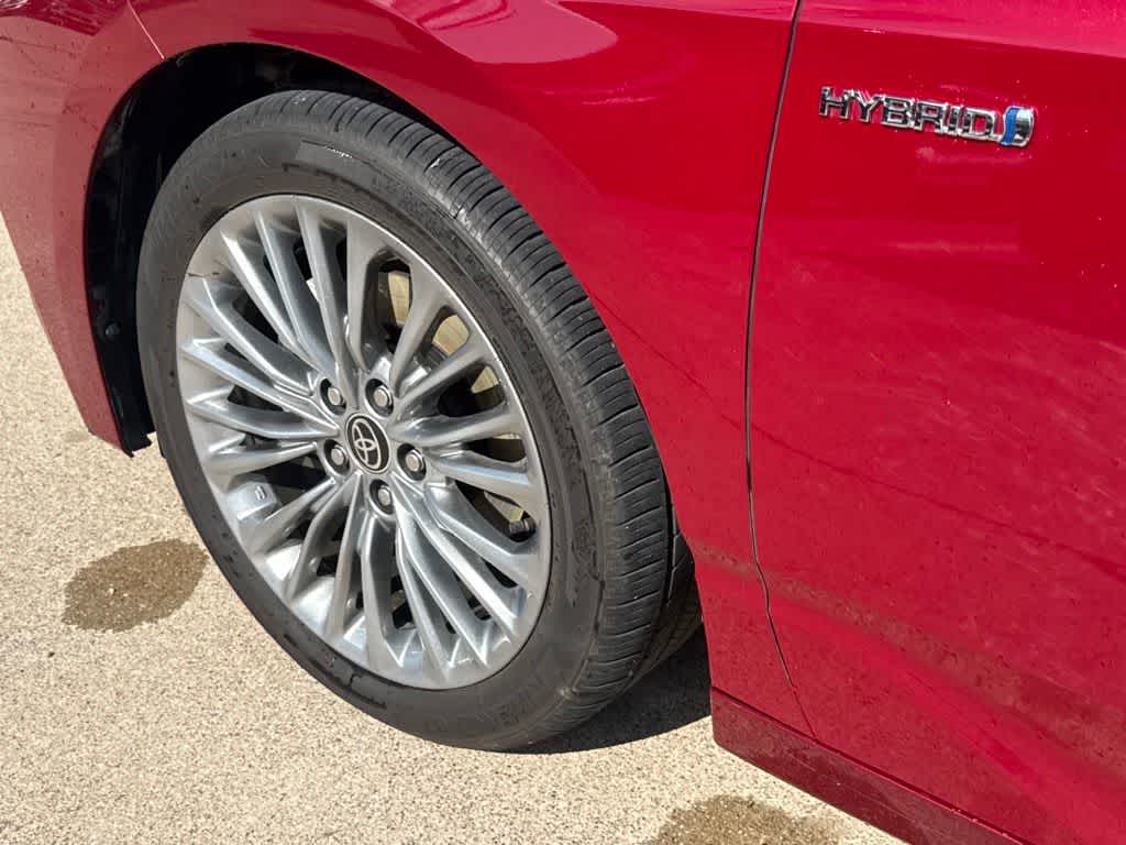 Thumbnail: 2021 Toyota Avalon - 11