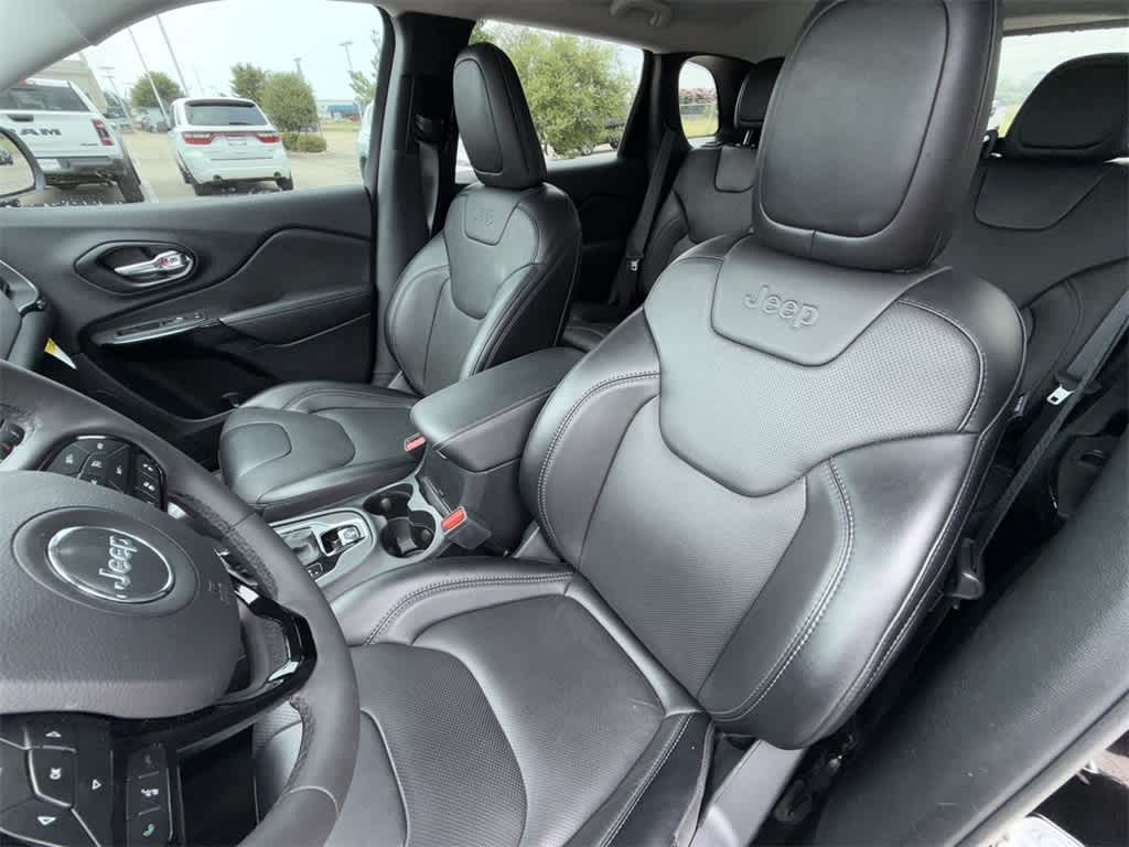 Thumbnail: 2023 Jeep Cherokee - 10