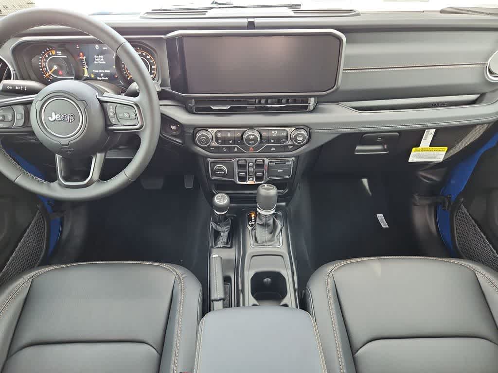 Thumbnail: 2026 Jeep Gladiator - 16