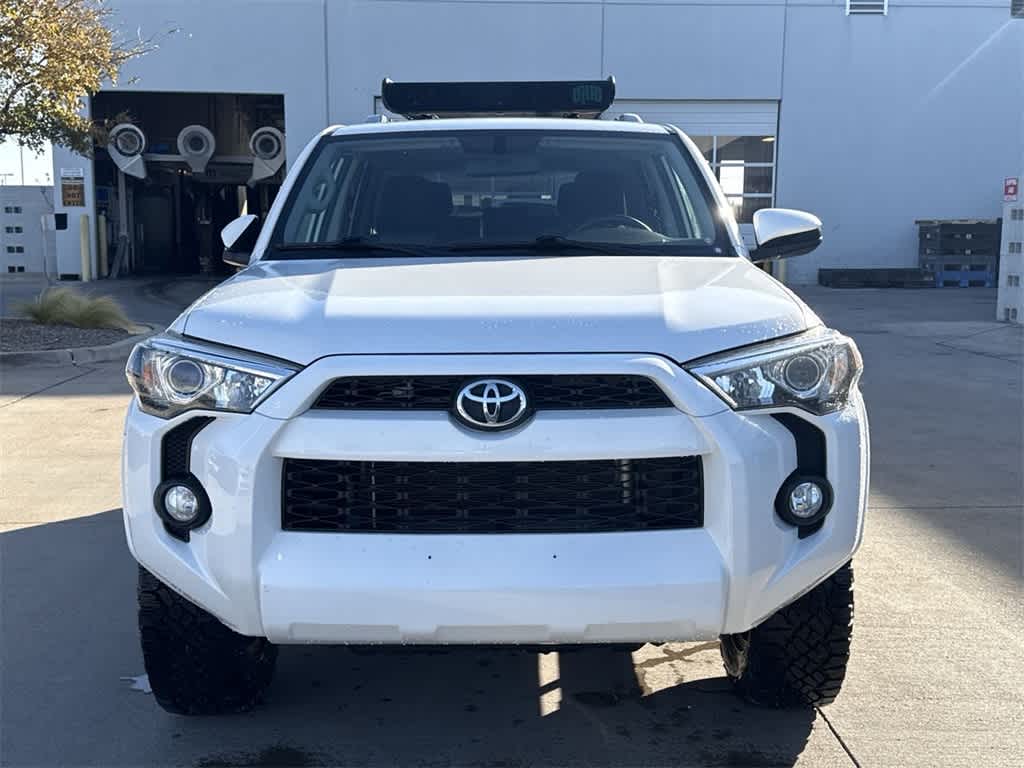 Thumbnail: 2017 Toyota 4Runner - 6